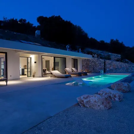 Armante Supreme - Ilianna Villa Fternon